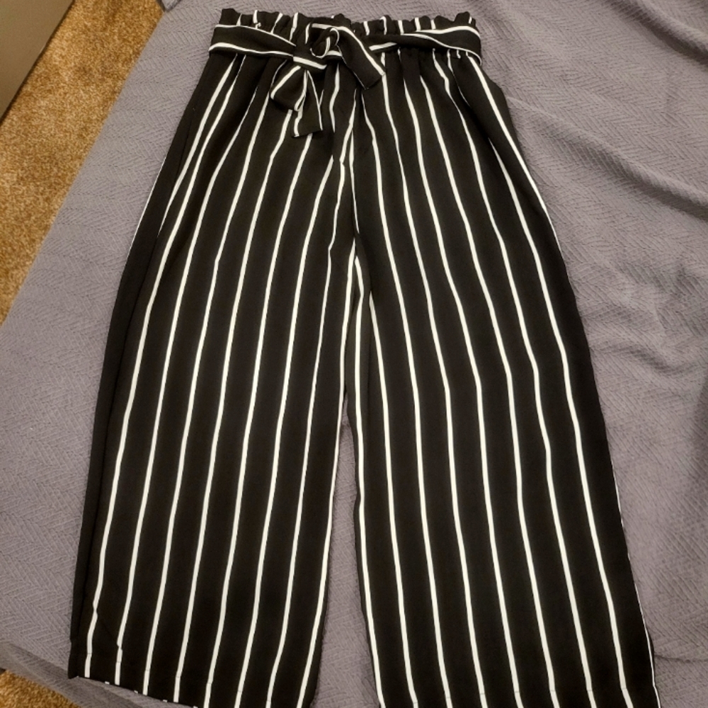 Stradivarius pants S